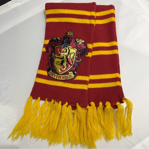 Harry Potter Gryffindor Scarf Licensed WB House Pride Cosplay Yellow Fringe - Picture 3 of 11